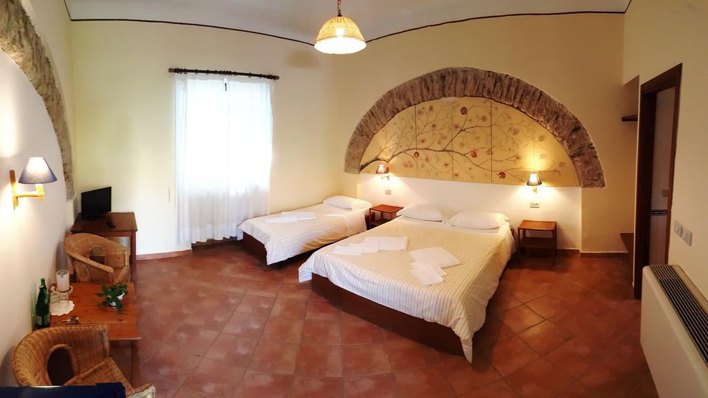 Farmstay La Morella Battipaglia Exterior foto
